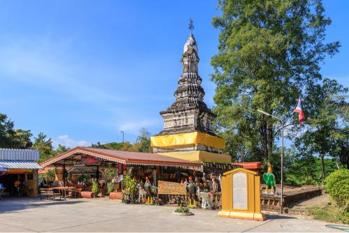 8D Meghalaya Nature & Adventure Expedition